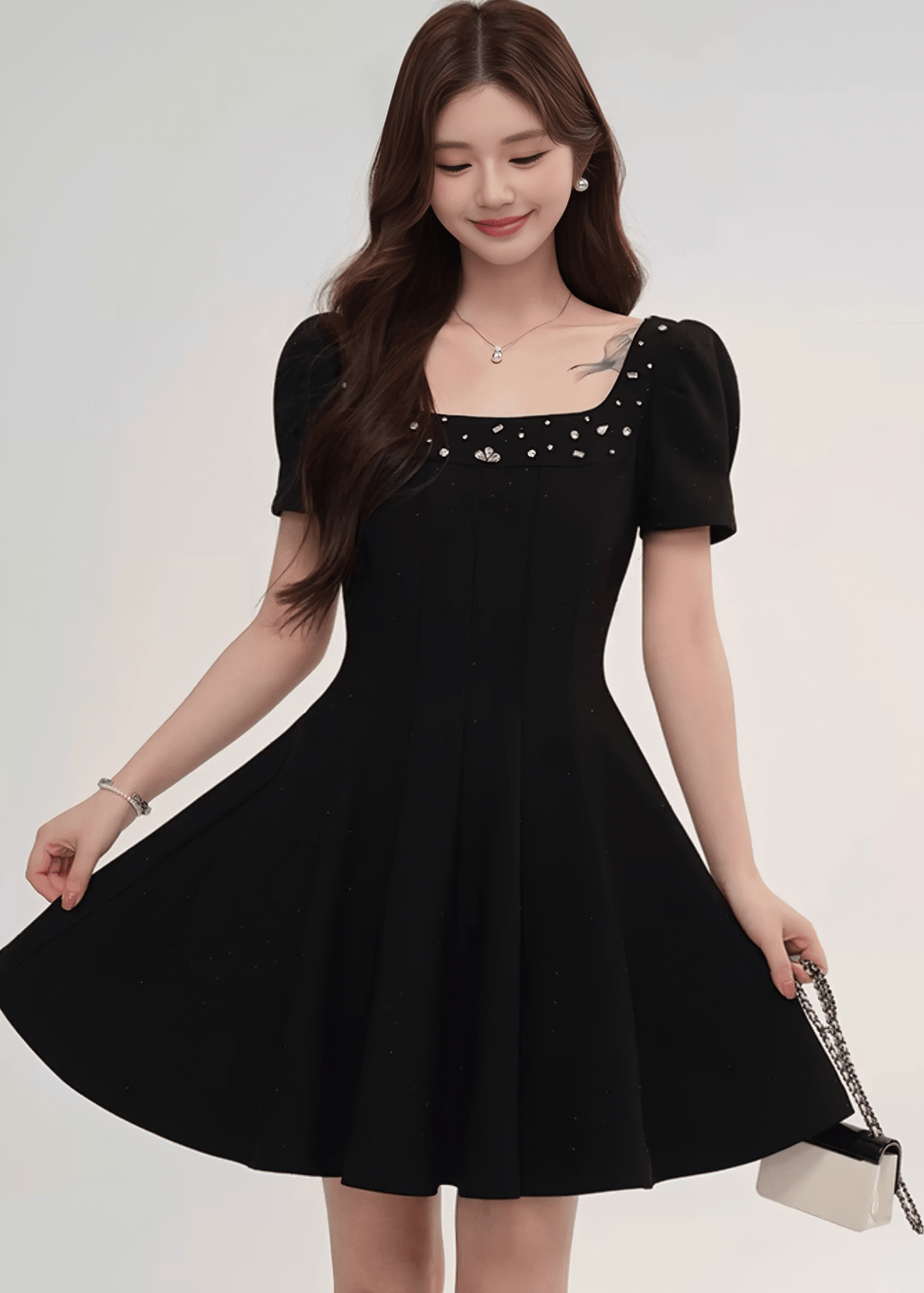 ビジュースクエアネックパフスリーブAラインドレス - Vera Lumina