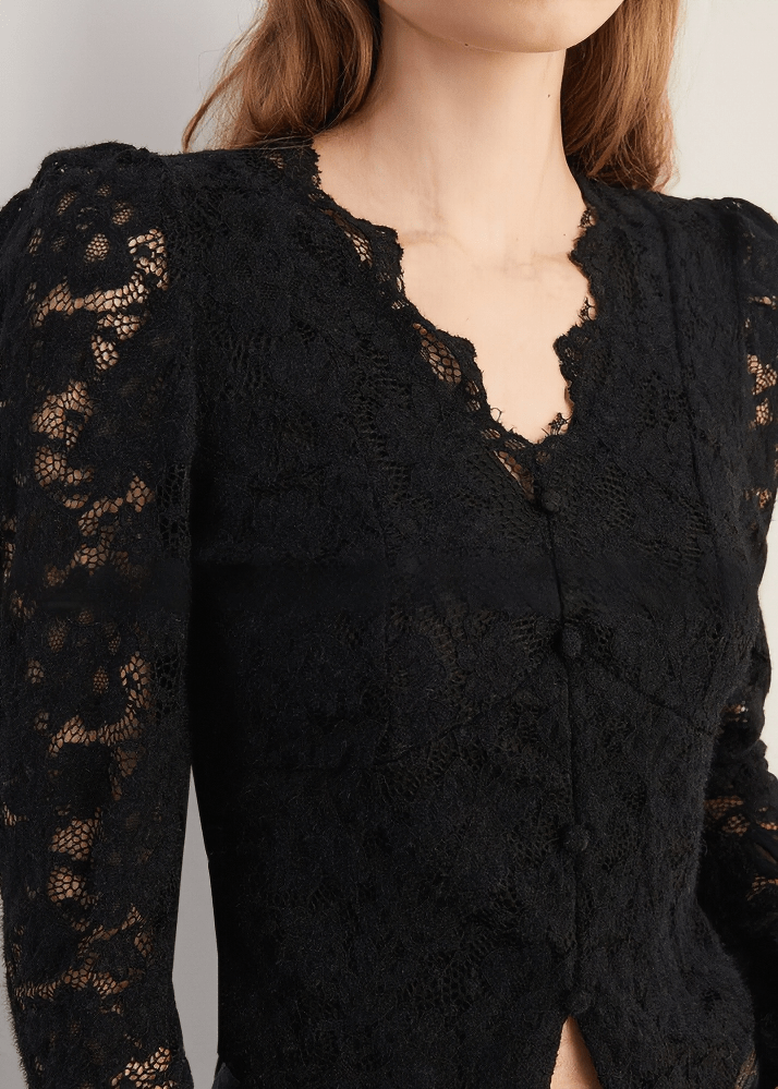 BAROQUE TRUMPET SLEEVE LACE BLOUSE - Vera Lumina