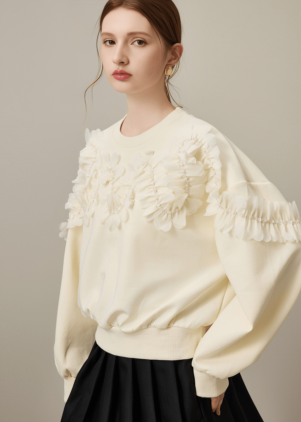 BEADED FLORAL SWEATSHIRT - Vera Lumina