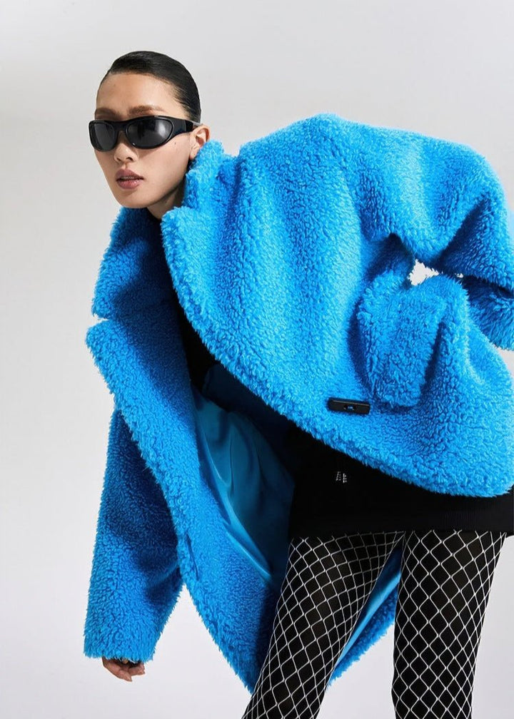 blue fur coat - Vera Lumina