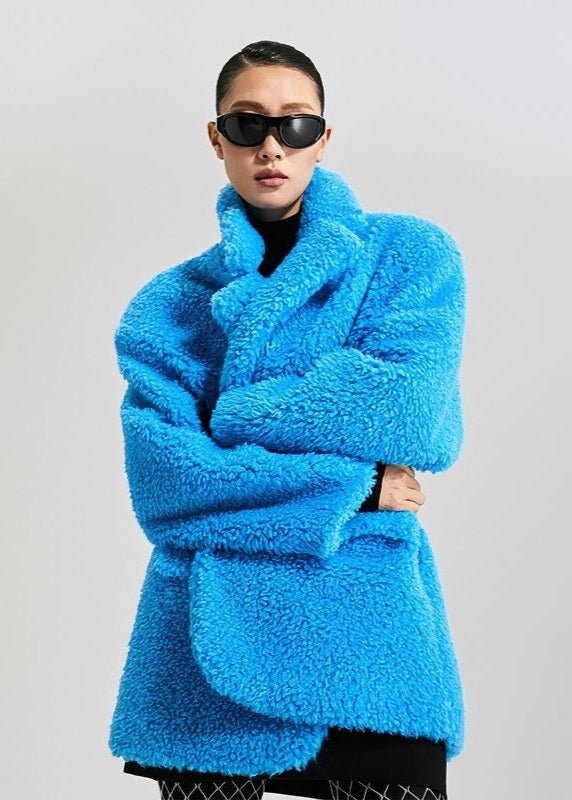 blue fur coat - Vera Lumina