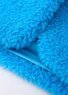 blue fur coat - Vera Lumina