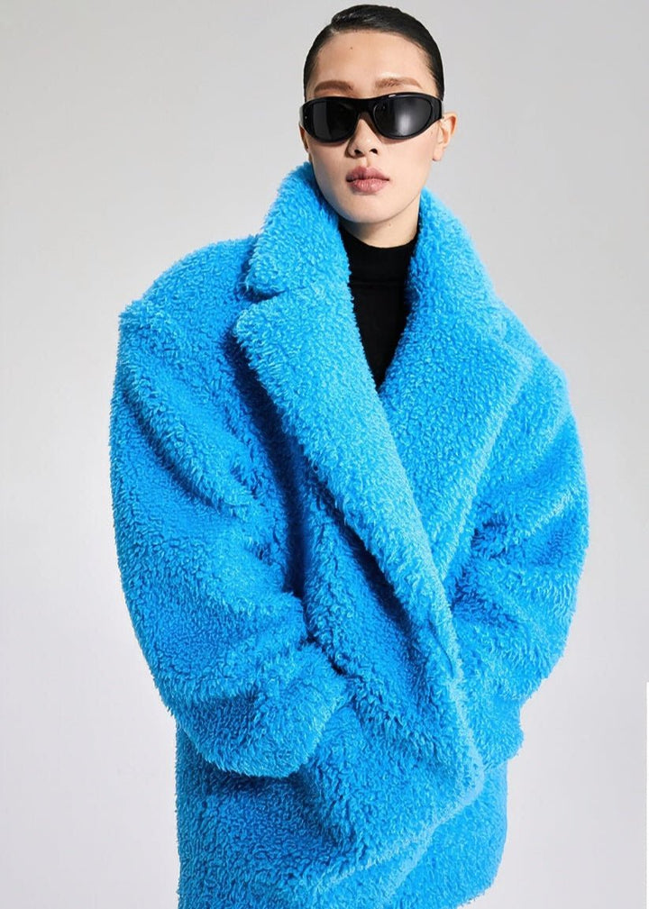 blue fur coat - Vera Lumina