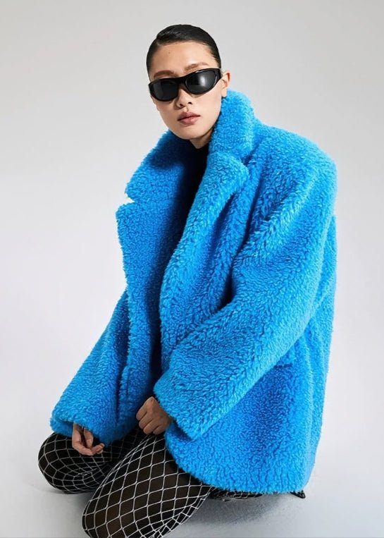 blue fur coat - Vera Lumina