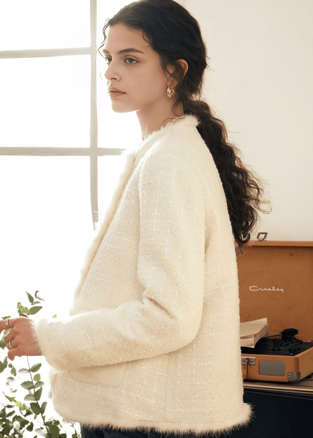 BOUCLÉ TEXTURED TWEED JACKET - Vera Lumina