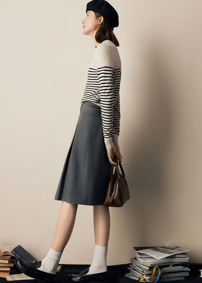 BUCKLE BELT PLEATED SKIRT - Vera Lumina