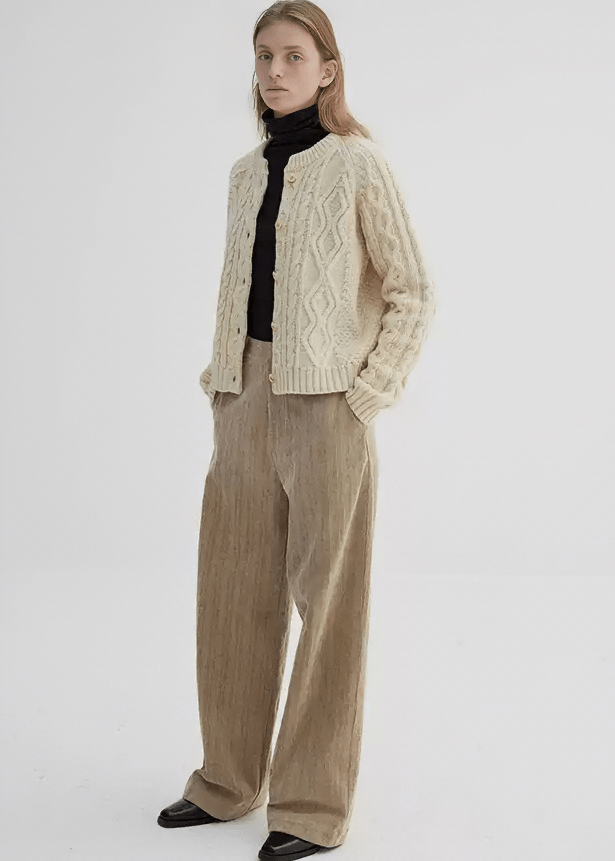 CABLE KNIT CROPPED CARDIGAN - Vera Lumina