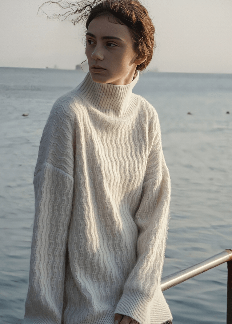 CHUNKY CABLE KNIT TURTLENECK SWEATER - Vera Lumina