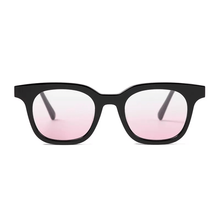 Classic black frame sunglasses - Vera Lumina
