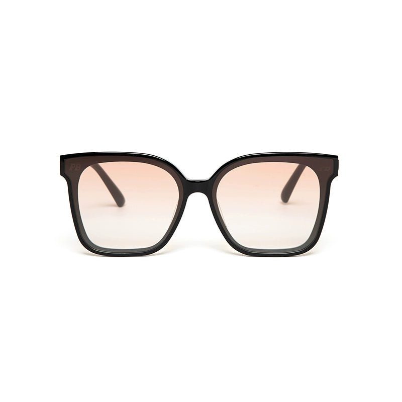 Classic black frame sunglasses - Vera Lumina