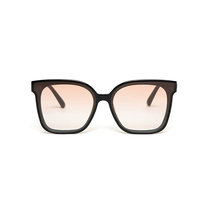 Classic black frame sunglasses - Vera Lumina