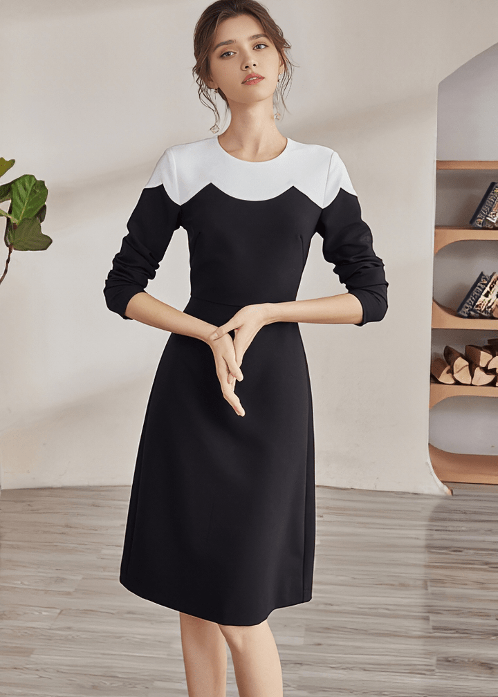 COLLEGIATE PETER PAN COLLAR DRESS - Vera Lumina