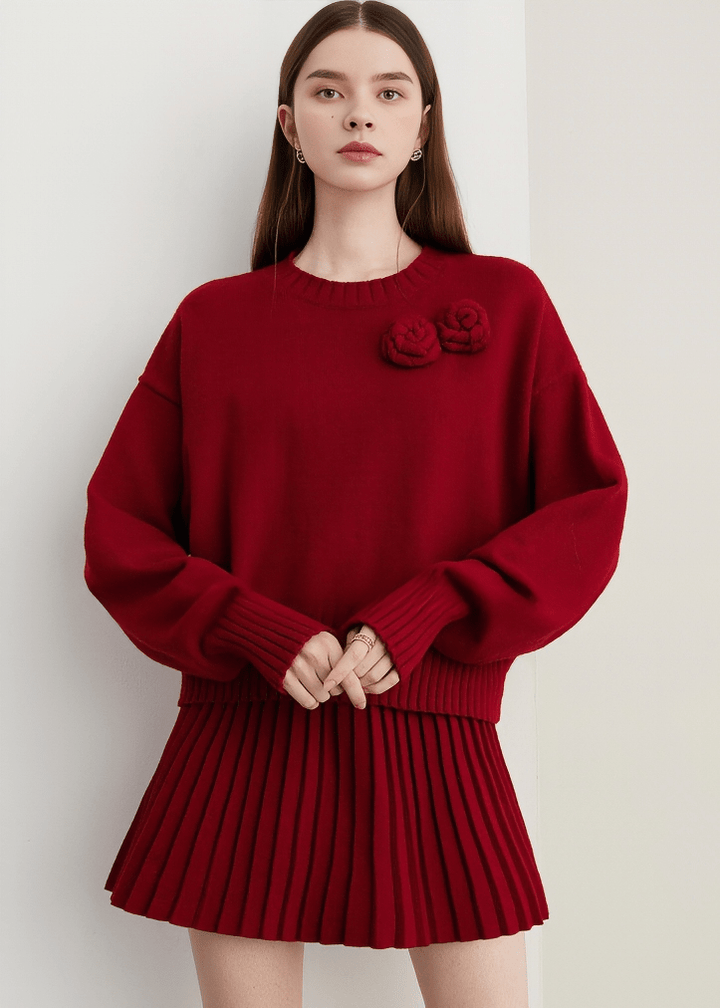 CORSAGE APPLIQUÉ CROPPED KNIT SWEATER - Vera Lumina