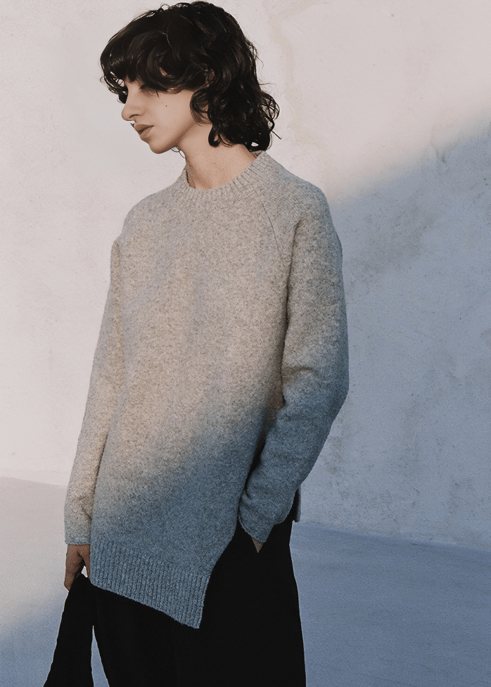CREW NECK RELAXED FIT KNIT SWEATER - Vera Lumina