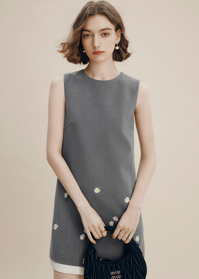 DAISY EMBROIDERED SHIFT DRESS - Vera Lumina