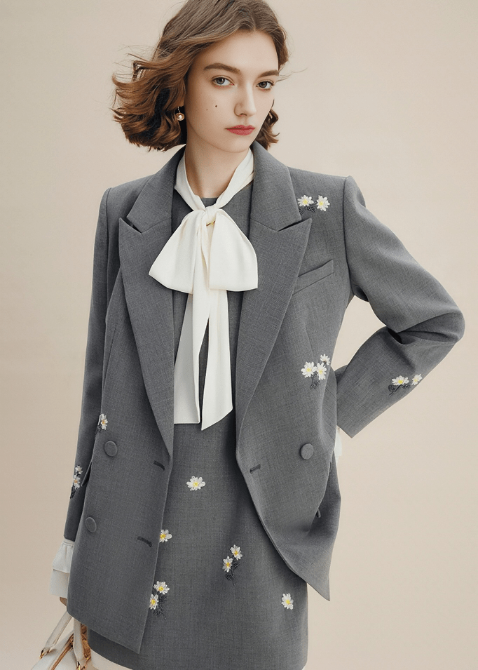EMBROIDERED DAISY DOUBLE BREASTED JACKET - Vera Lumina