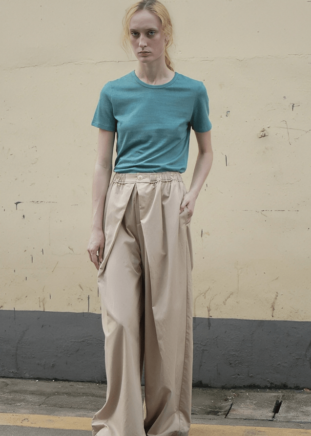 ESSENTIAL CREW TEE - Vera Lumina