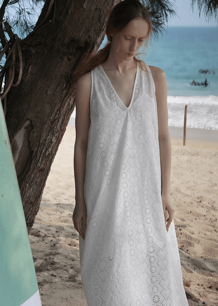 ETHEREAL V - NECK FLOWING MAXI DRESS - Vera Lumina
