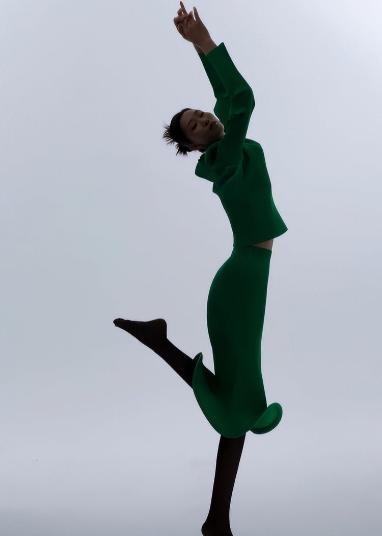 flowing crew neck long sleeve tops - Vera Lumina
