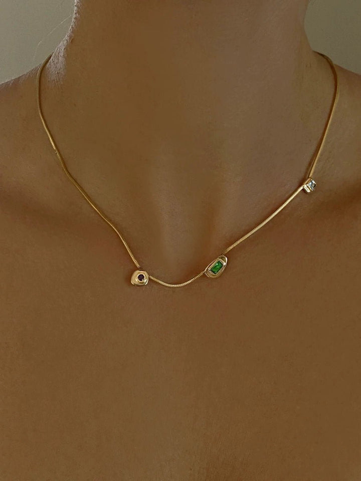 French retro clavicle necklaces - Vera Lumina