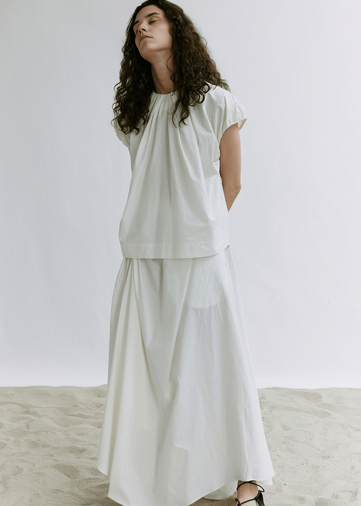 GATHERED NECKLINE CAP SLEEVE TOP - Vera Lumina
