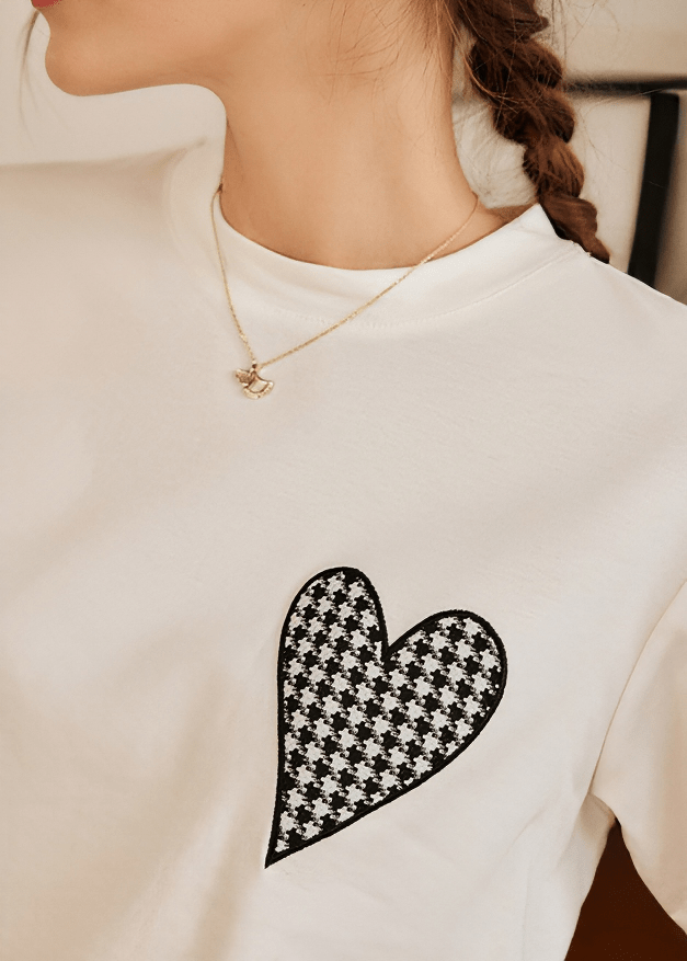 HOUNDSTOOTH HEART GRAPHIC TEE - Vera Lumina