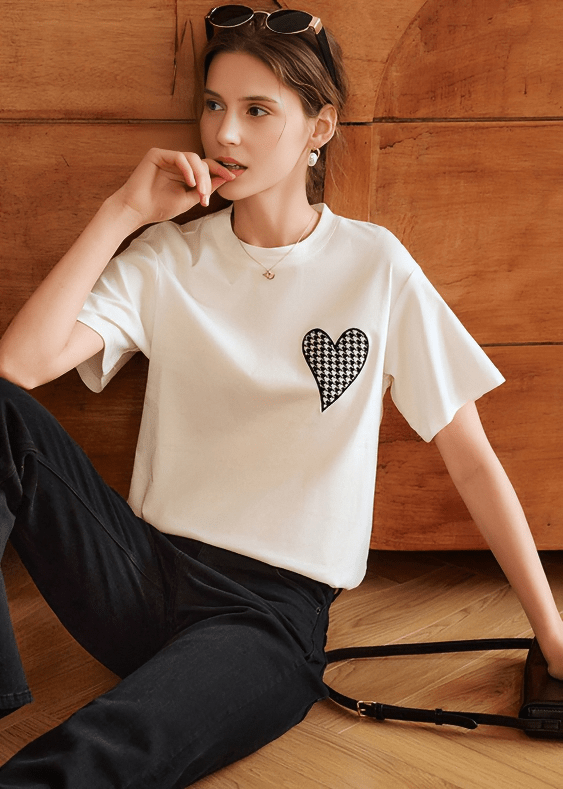 HOUNDSTOOTH HEART GRAPHIC TEE - Vera Lumina