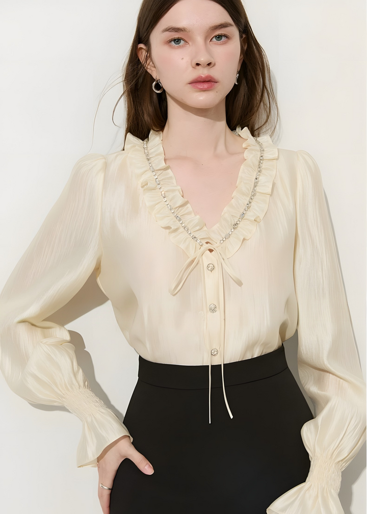ビジューフリルリボンブラウス