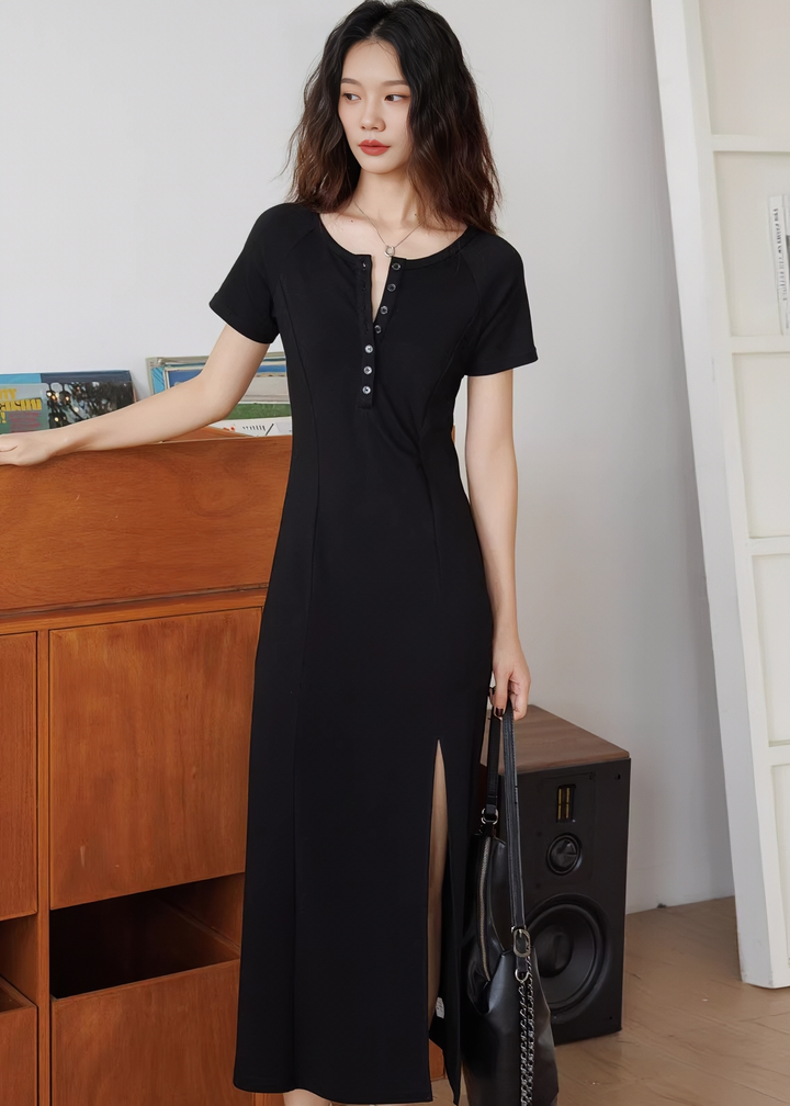 ヘンリーネックサイドスリットマキシワンピース