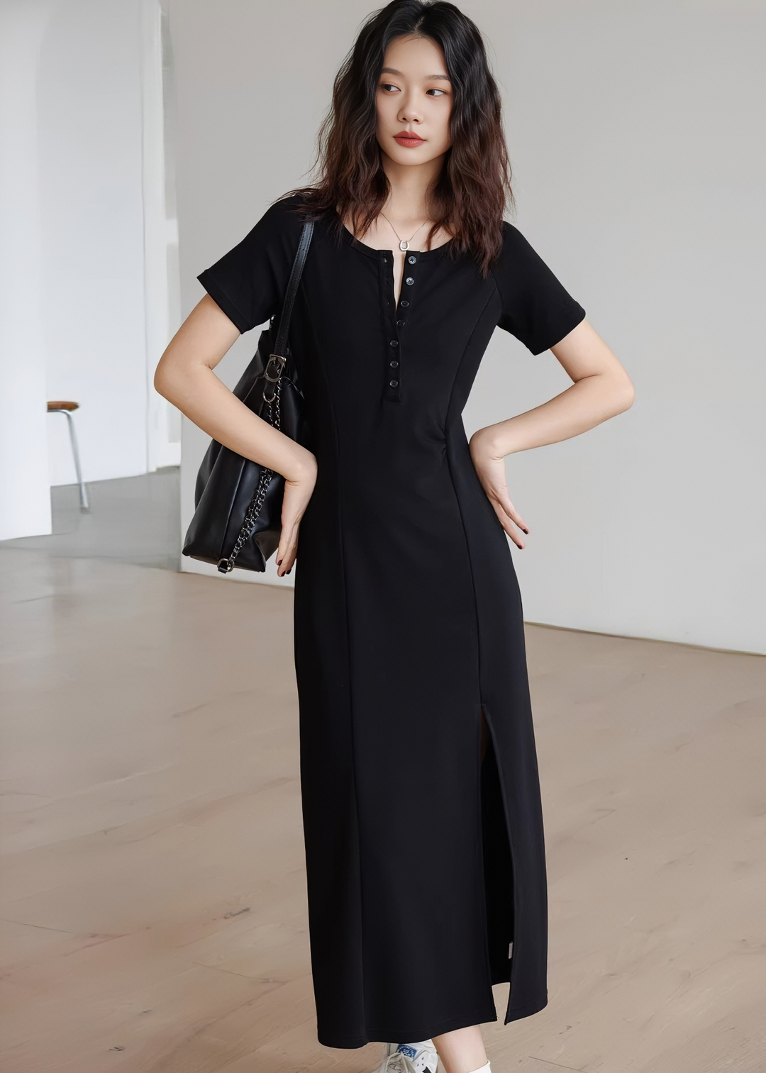 ヘンリーネックサイドスリットマキシワンピース