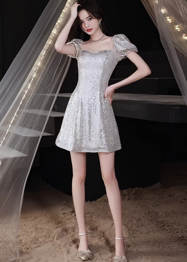 Bijou-Kleid in A-Linie mit Glitzer und Puffärmeln