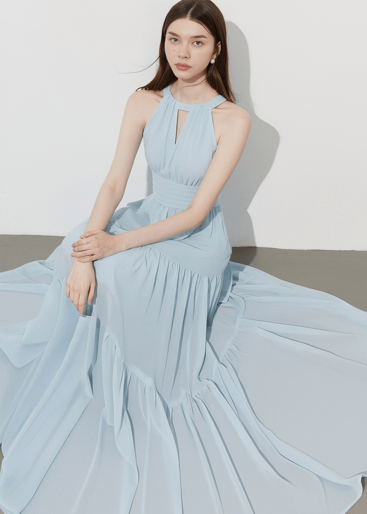 KEYHOLE HALTER TIERED MAXI DRESS - Vera Lumina