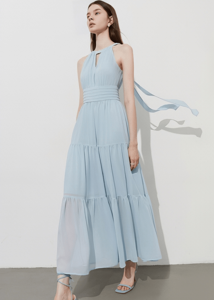KEYHOLE HALTER TIERED MAXI DRESS - Vera Lumina