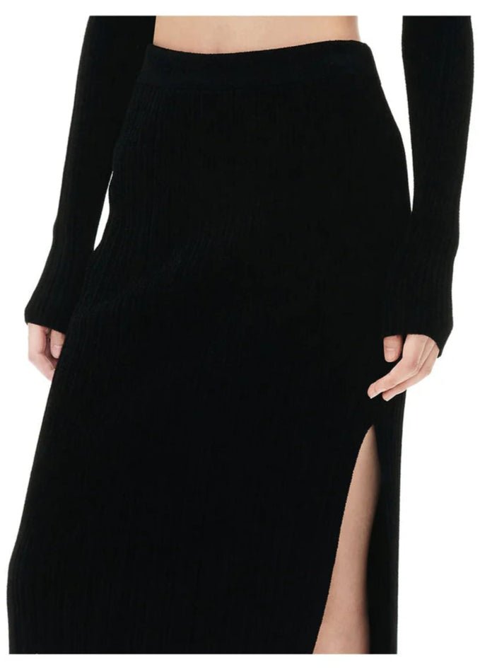 Knit skirt & cropped tops - Vera Lumina