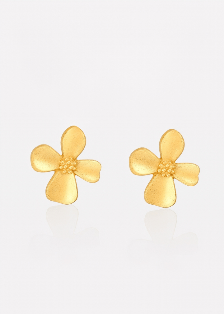 MATTE GOLD WHISPERING CLOVER PIERCED EARRINGS - Vera Lumina