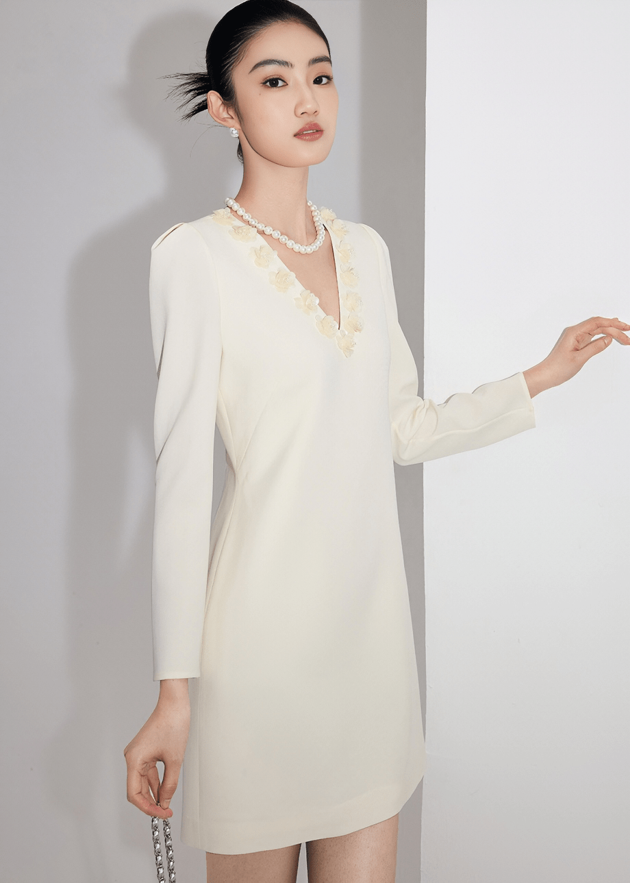 MIDNIGHT BLOOM V - NECK DRESS - Vera Lumina