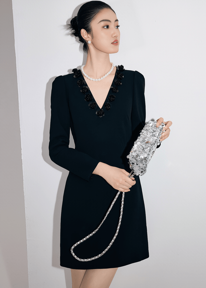 MIDNIGHT BLOOM V - NECK DRESS - Vera Lumina