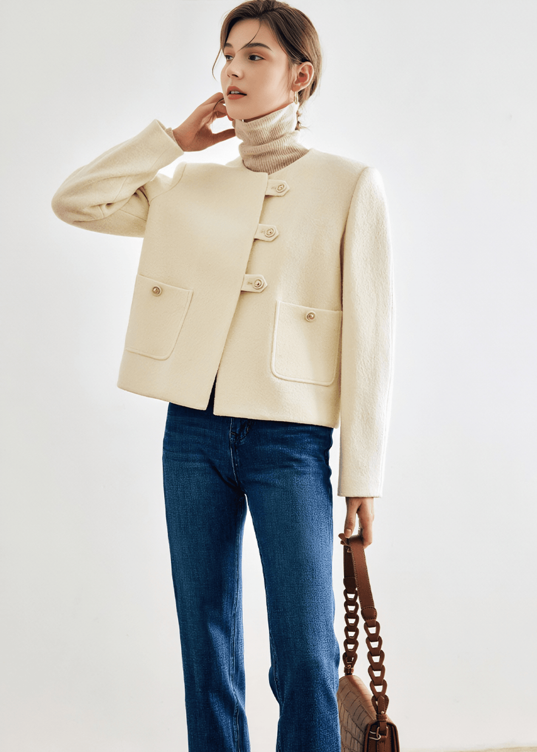 MINIMALIST BOXY WOOL JACKET - Vera Lumina