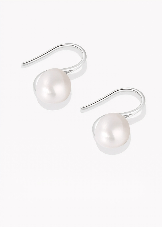 MINIMALIST MOONLIGHT PIERCED EARRINGS - Vera Lumina