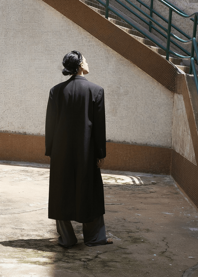 MONOLITHIC TAILORED COAT - Vera Lumina