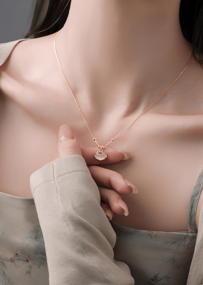 OPAL CHARM OF FORTUNE NECKLACE - Vera Lumina