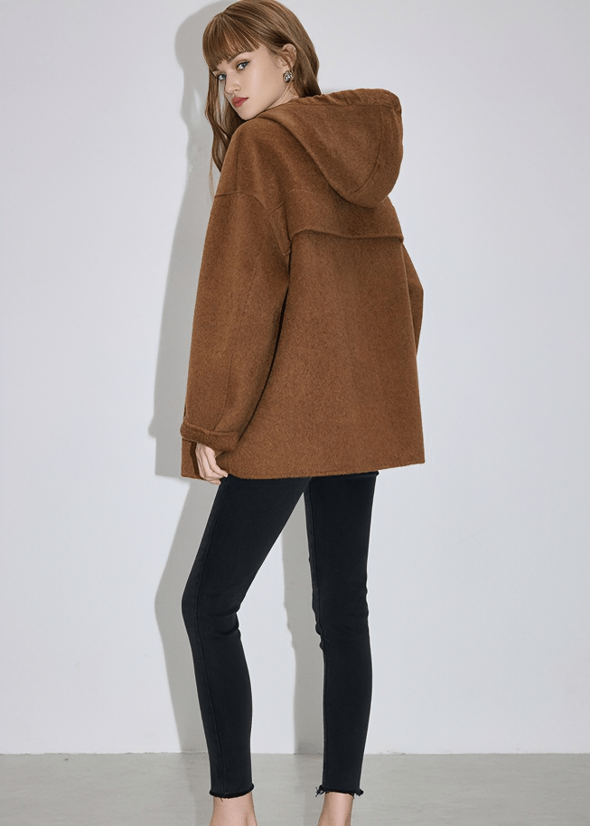 OVERSIZED BOW TIE COAT - Vera Lumina