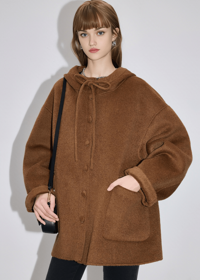 OVERSIZED BOW TIE COAT - Vera Lumina