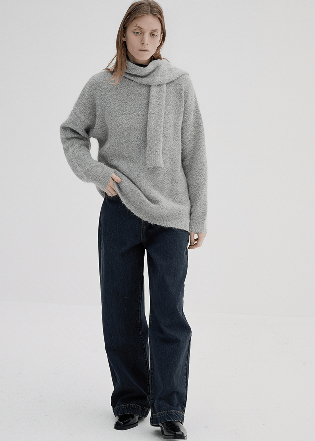 OVERSIZED KNIT CARDIGAN WITH ATTACHED SCARF - Vera Lumina
