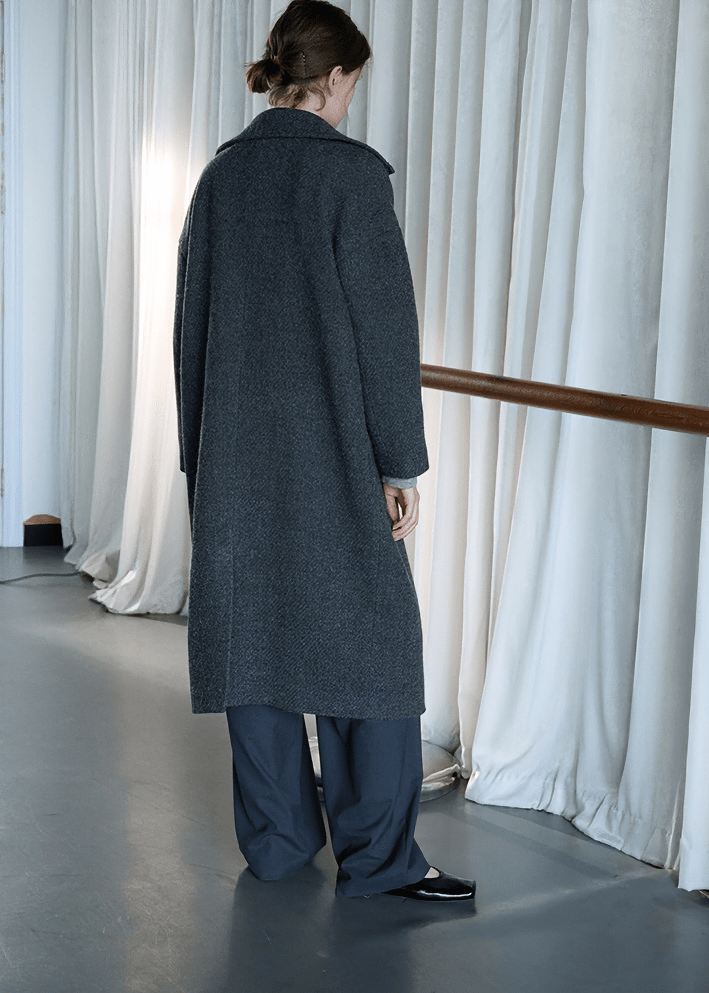 OVERSIZED TEXTURED LONGLINE COAT - Vera Lumina