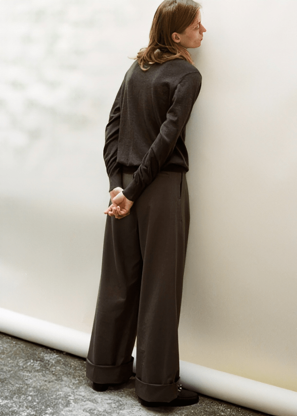 PLEATED WIDE LEG CUFFED TROUSERS - Vera Lumina