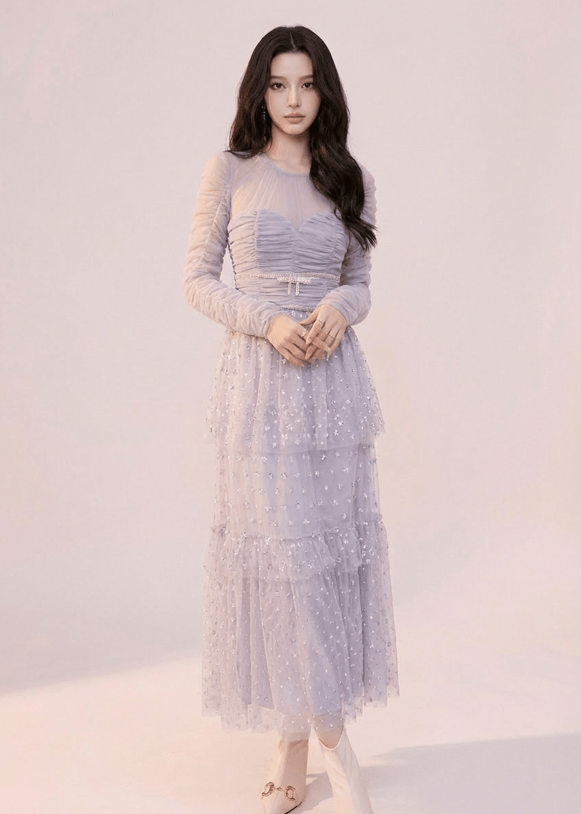 シャーリングシアーパフスリーブチュールドレス - Vera Lumina