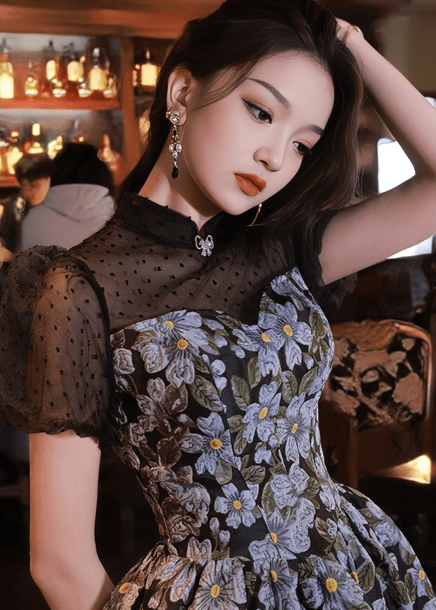 ドットチュールフラワーエンブロイダリードレス - Vera Lumina