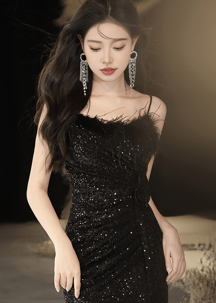 フェザービジューマーメイドスリットドレス - Vera Lumina