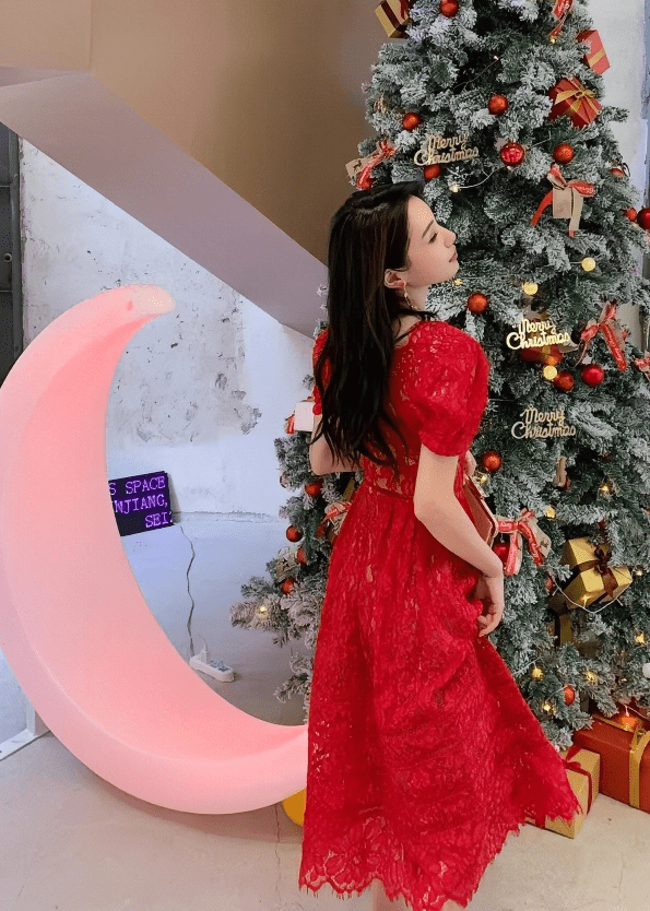 スカラップレースパフスリーブフレアドレス - Vera Lumina